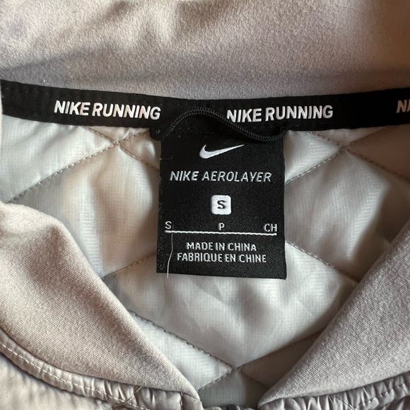 Nike running vest with pockets - Picture 6 of 6